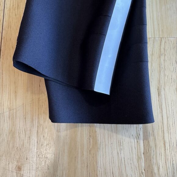 Ultracor Ultra High Silk Slash Ankle Leggings Compression Black Sexy $185 Size M - Picture 12 of 12